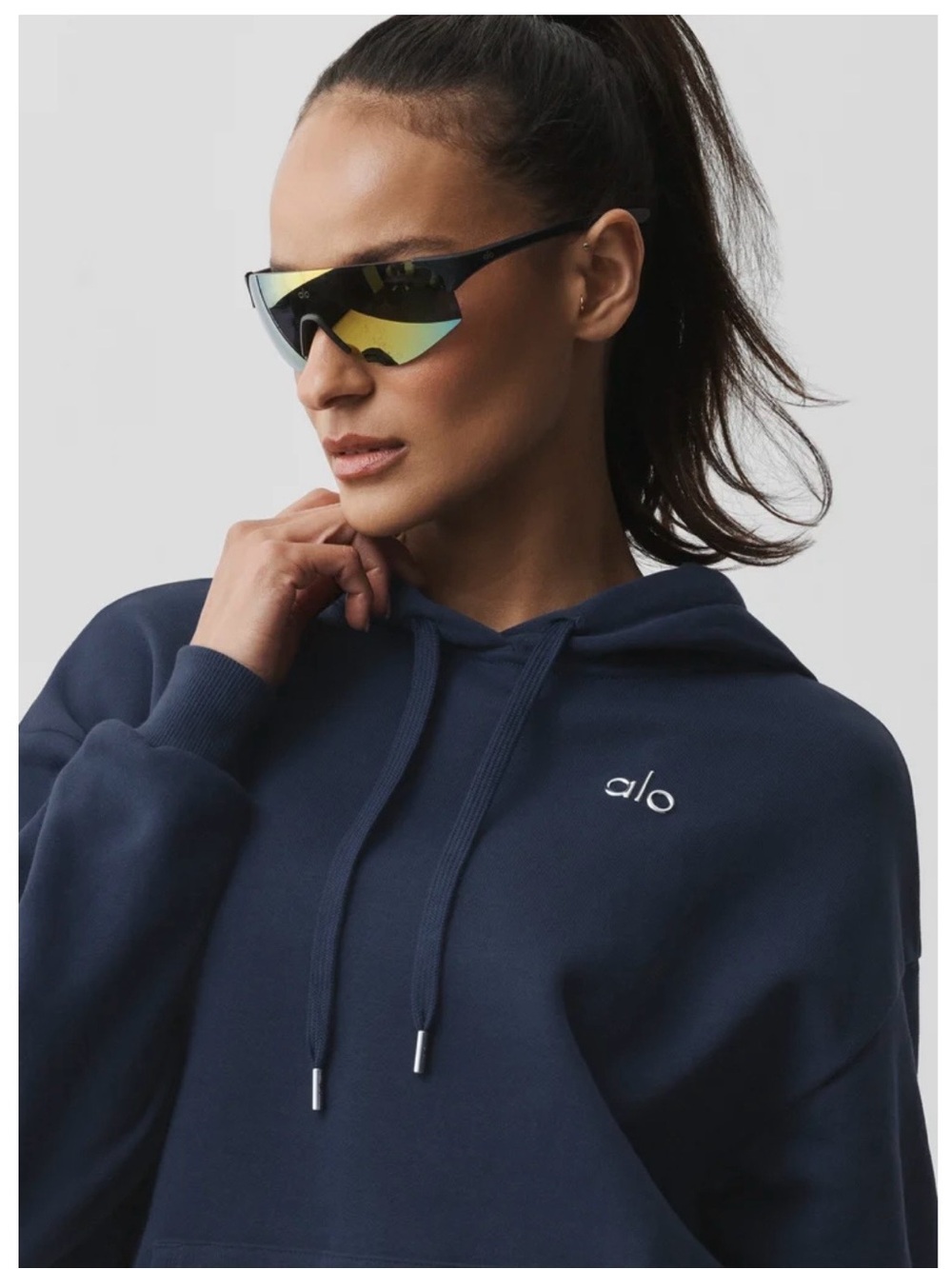 ALO Yoga Accolade Women's Navy Hoodie - Casual Pullover with Logo